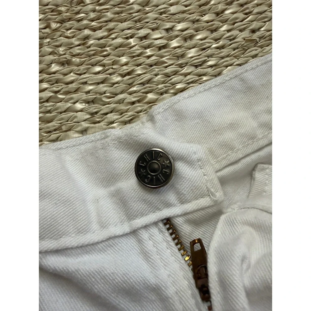 Vintage Chic White Denim High Waisted‎ Mom Shorts Womens Size 12 90's